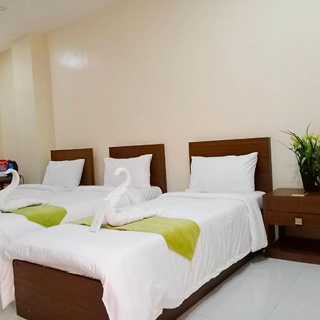 Rnr Suites Legazpi Exterior photo